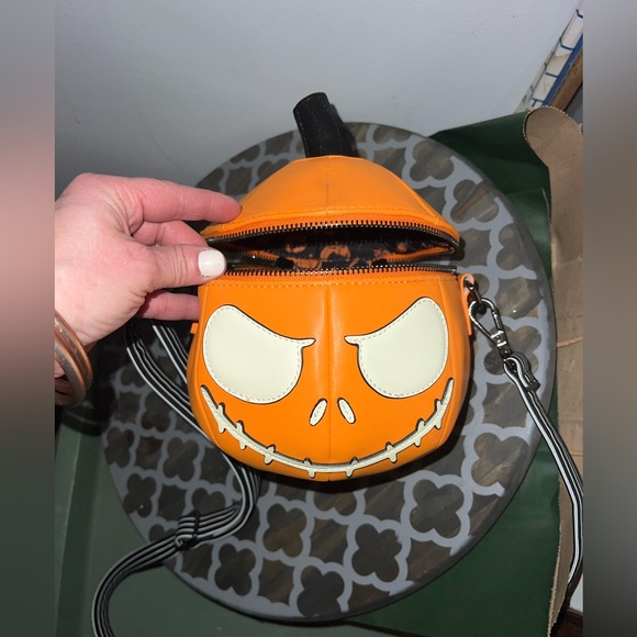 Loungefly exclusive Nightmare Before Christmas Jack Glow Pumpkin Crossbody Bag - Picture 12 of 12